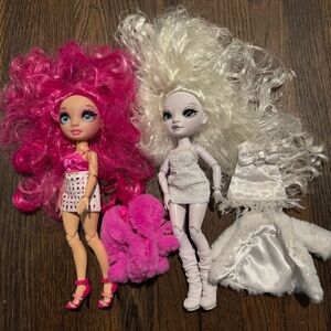 🚫SOLD🚫Rainbow Dolls with Pink and White Hair